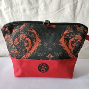 Kulturtasche NiMoNa "Gothic Hearts"